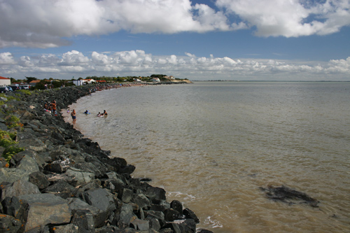 angoulins plage tourisme